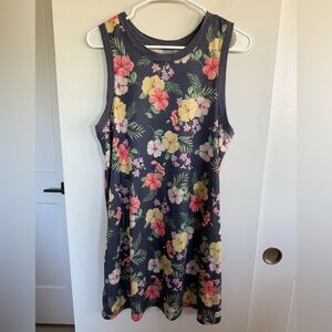 NWOT Rhythm. Floral Dress Size Large